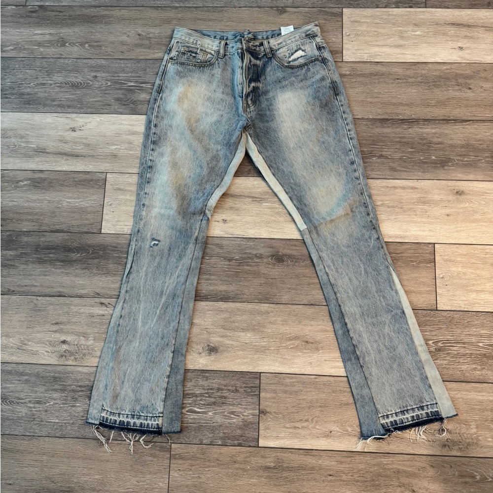 MNML Stylish Distressed Blue Jeans